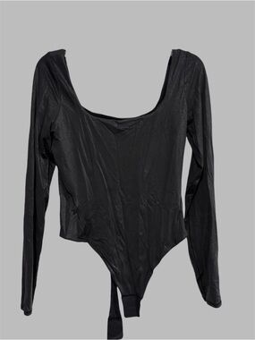 Lululemon Wundermost Ultra-Soft Nulu Bodysuit in shimmer black  size medium